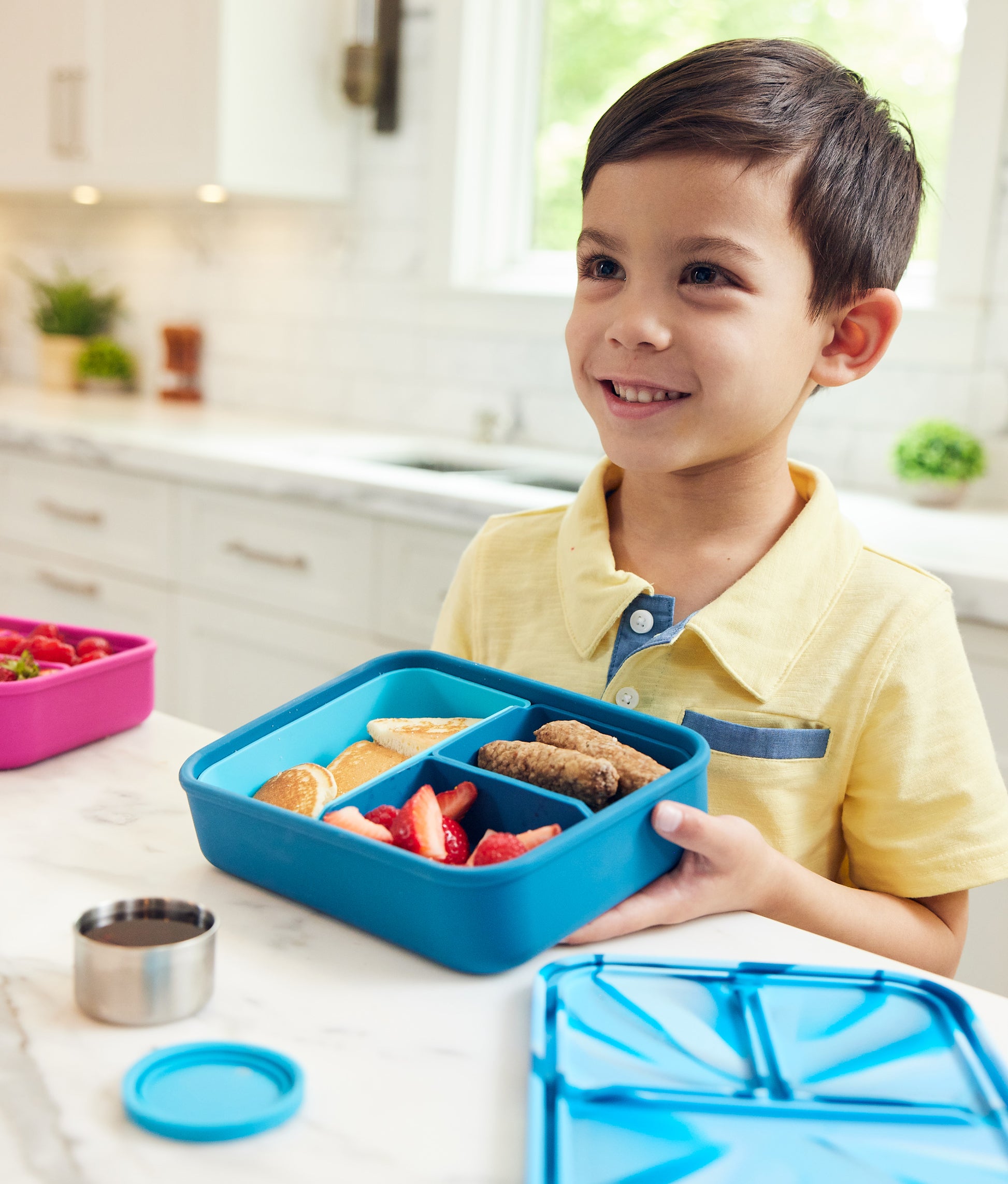 Best Lunch Box for Kids - LunchBots Review